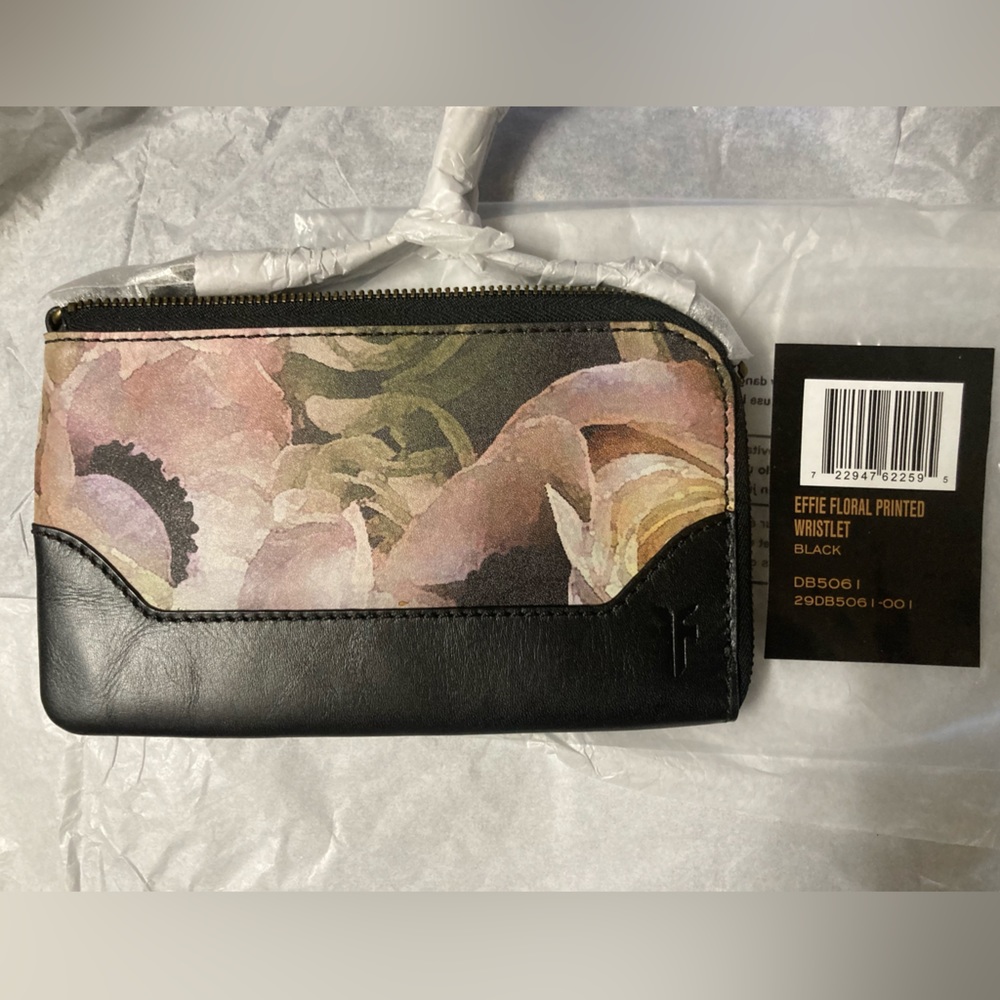 Nwt! Frye Effie Floral print wristlet large
